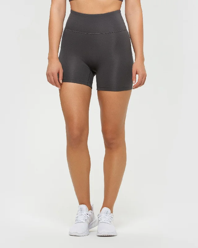 Essential Shorts | Graphite